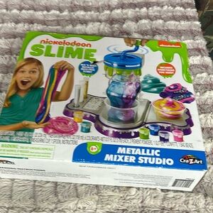 Nickelodeon Slime Metallic Mixer studio